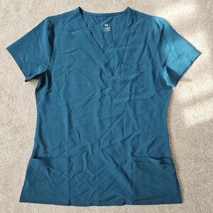 NWOT Women Scrub Teal Size Medium
